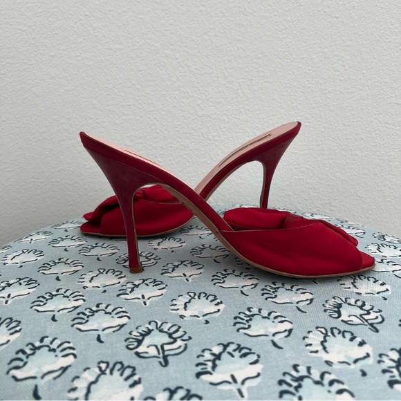 Red Bow Agent Provocateur Heels Perfect for the Holidays - Picture 5 of 14